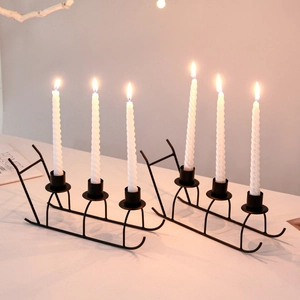 Sleigh Candle Holder Metal Iron Multi Head Candlestick Nordic Style Christmas Desktop Ornament Romantic Dinner Atmosphere Decor