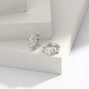 Minimalist S925 sterling silver geometric earrings with white zircon on white stairs