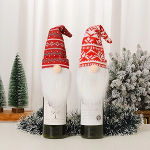 Housses de bouteille de vin gnome de Noël avec bonnets tricotés et barbes en fourrure lot de 2