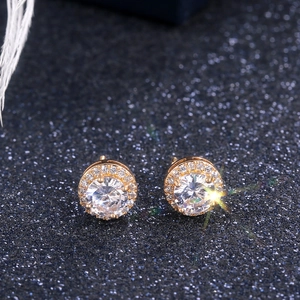 Classic round halo stud earrings with brilliant cubic zirconia in gold plating