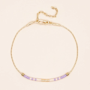 Minimalistische gouden Miyuki kralenarmband met paarse kralen en verstelbare karabijnsluiting