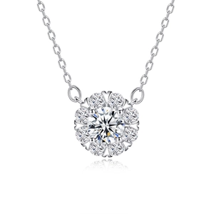 Collier fleur en argent S925 avec moissanite de 6,5 mm et pendentif halo étincelant