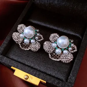 French Vintage Palace Style Flower Stud Earrings Gold Plated Artificial Pearl Rhinestone Green Accessory Jewelry For Women