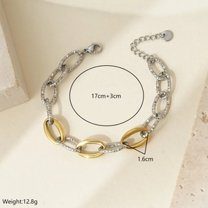 Detailed mixed-metal interlocking chain bracelet with dimensions 17cm+3cm and 12.8g weight