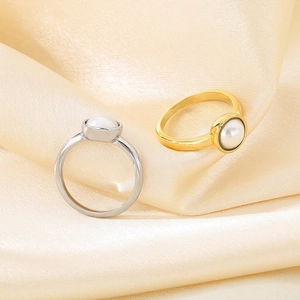 Edelstahl Künstliche Perlenring Einfach Poliert Zargenfassung Vintage High End Stil Für Damen Eleganter Fingerschmuck