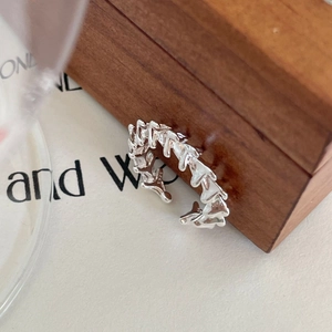 Minimalist S925 sterling silver ring featuring liquid metal texture and adjustable open band