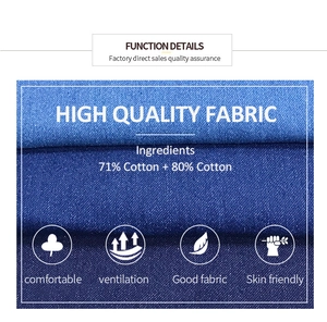 Detailansicht des blauen Denimstoffs mit hohem Baumwollanteil und atmungsaktivem Gewebe