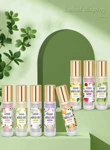 Set de 8 aceites para cutículas de 10ml con aromas frutales y frascos esmerilados