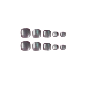 Set of 10 grey-purple cat eye press-on toenails with shimmering light effect on white background
