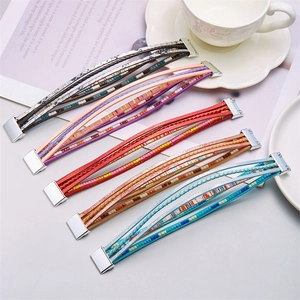 Bracelets multicouches bohèmes en cuir tressé avec fermoirs magnétiques en couleurs variées