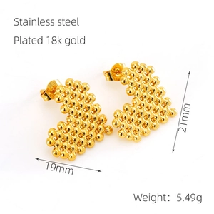 Detailed view of 18k gold plated heart earrings with size 21mm and 5.49g weight markers