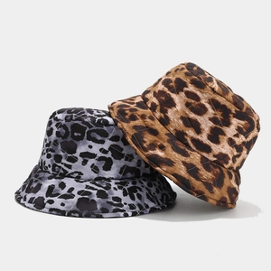 Quilted leopard print bucket hat for women in grey and brown stylish patterns