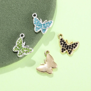 Ciondoli a farfalla colorati con cristalli scintillanti per bracciali e collane DIY