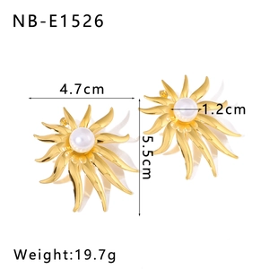 Detail view of 18K gold coral-shaped flower earrings with pearls and size measurements