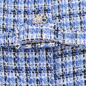 Gilet sans manches en tweed avec motif à carreaux bleu et blanc et boucle de ceinture