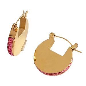 Minimalist gold hoop earrings with pink square-cut crystals and a polished finish