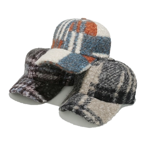 British retro sherpa baseball cap with bohemian plaid pattern for autumn and winter