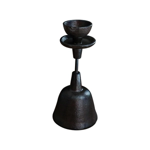 Candelabro vintage de hierro fundido con base de campana para decoración del hogar
