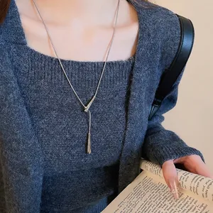 Teardrop Pendant Lariat Necklace Metallic Copper Alloy Snake Chain Minimalist Long Sweater Chain Versatile Jewelry Women
