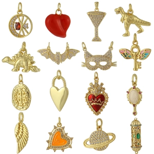 Pendentifs Charms En Cuivre Plaqué Or Micro Pavé Zircon Émail Dinosaure Chauve Souris Coeur Pour Accessoires De Bijouterie DIY