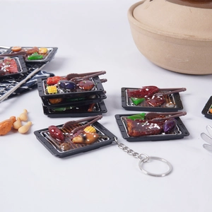 Miniatur-BBQ-Essensmodelle aus Harz mit realistischen Spießen und Schlüsselanhängern