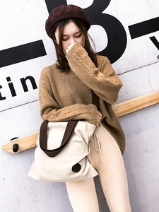 Sac fourre-tout en toile minimaliste avec anses marron et grande capacité pour le quotidien