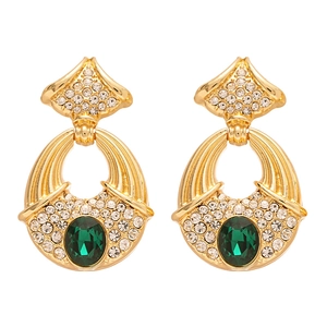 Boucles d'oreilles vintage en or avec pierres vertes et accents diamantés