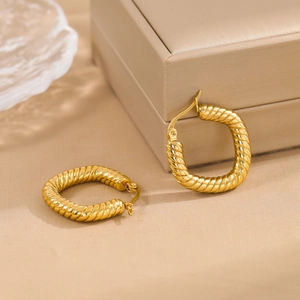 18K gold-plated stainless steel C-hoop earrings with twisted cable texture design