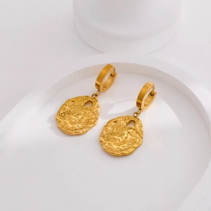 Vintage 18K Gold Plated Stainless Steel Hammered Texture Irregular Disc Hoop Earrings Geometric Elegant Jewelry For Women