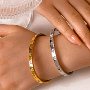 Polished stainless steel 18k gold and silver heart bracelets with crystals for women