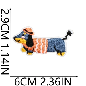 Dachshund embroidery patch dimensions showing 6cm width and 2.9cm height for DIY bag decoration