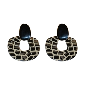 Retro acrylic zebra print earrings with geometric C-shape drop pendants for women