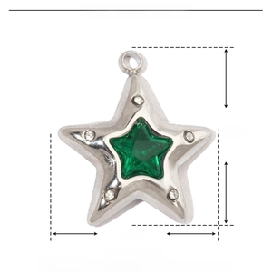 Technical dimensions of star pendant in stainless steel with green zircon 15x17mm