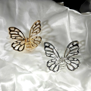 Butterfly And Shell Hair Claw Clip Hollow Metal Zinc Alloy Elegant Shark Clip For Women Girls Hair Accessories