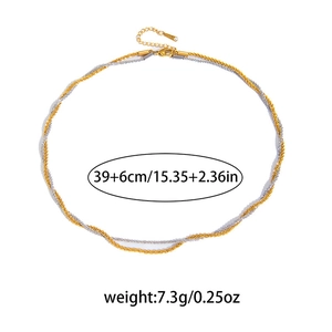 Twisted chain necklace with dimensions 39+6cm and 7.3g weight on white background