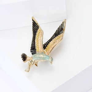 Golden alloy enamel eagle brooch pin for women suit jacket accessories