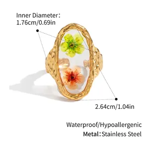 Detailed dimensions of gold stainless steel ring with real dried flower specimens
