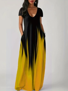 Maxi dress with black and yellow gradient print, V-neck, sleeveless and side pockets