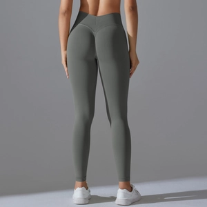 Detailansicht der nahtlosen High-Waist-Yogahose mit Butt-Lifting-Design in Dunkelgrau