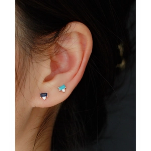 Elegante 925 Sterling Silber Ohrstecker mit quadratischem Zirkon und blauen Steinen