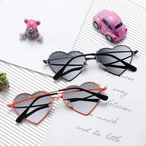 Kids heart-shaped polarized sunglasses with metal frames in black and bright orange