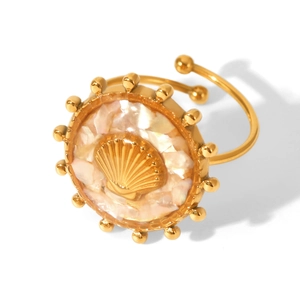 Adjustable stainless steel ring with pink shell inlay and golden scallop shell motif