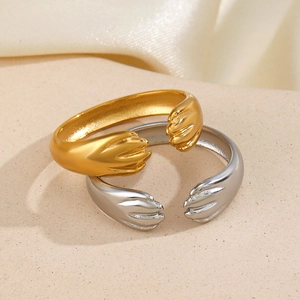 Bague Mains Qui S'Embrassent Acier Inoxydable Ajustable Design Ouvert Rétro Punk Hip Hop Bijoux Femmes