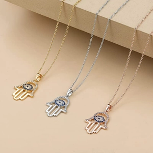 Collane con Mano di Fatima e Occhio del Male in oro, argento e oro rosa