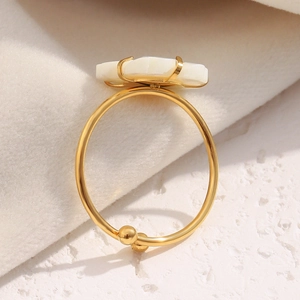 Exquisite 18K gold-plated stainless steel open ring with white flower shell inlay