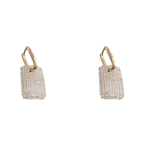 Élégantes boucles d'oreilles créoles carrées dorées avec strass brillants pour femmes