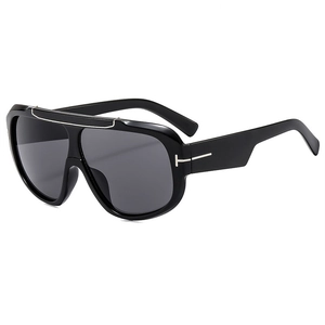 Oversized sporty square sunglasses in black with T-shaped metal logo detail on the temple