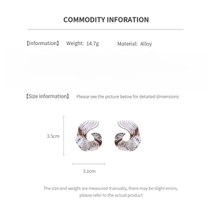 Detailed spec sheet showing 3.5cm silver alloy swirl earrings with weight and size info