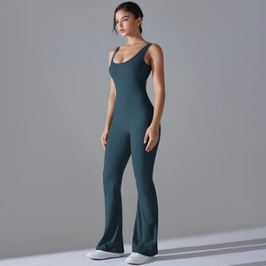 Slim fit backless jumpsuit with flared leggings for yoga and fitness training