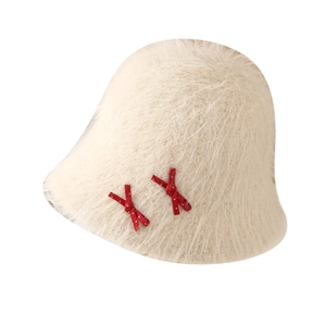 Sombrero de pescador beige de felpa con lazos de lunares rojos para invierno cálido